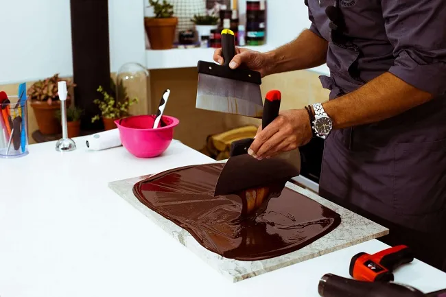 Искусство плавления шоколада: секреты процесса