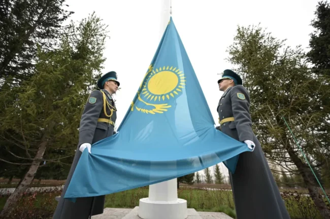 Какой день станет выходным на День Республики в 2025 году