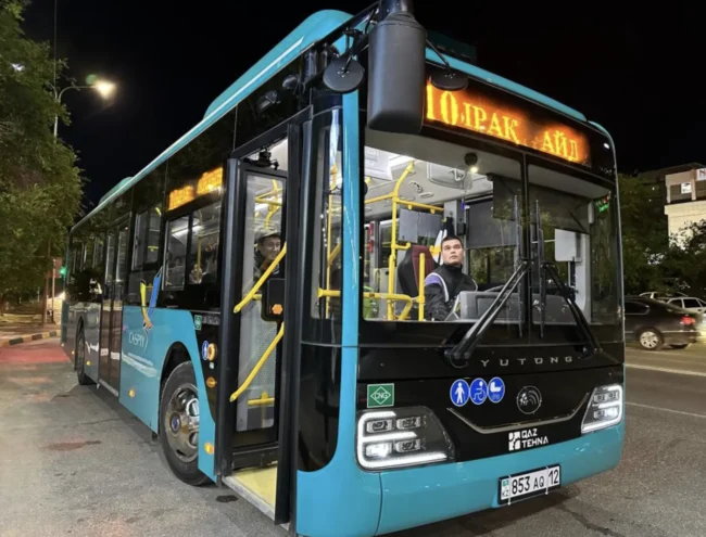 Почему в автобусах в Актау больше нет детского QR-кода
