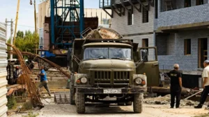 Сотни обманутых дольщиков в Актау наконец получат жилье: прокуратура вернула им контроль над стройкой 
