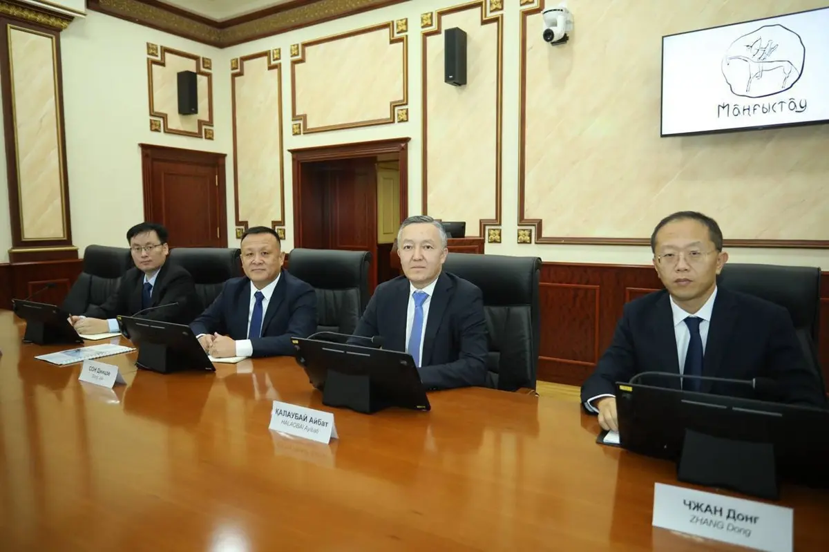 Китай построит в Актау завод для алюминиевой промышленности