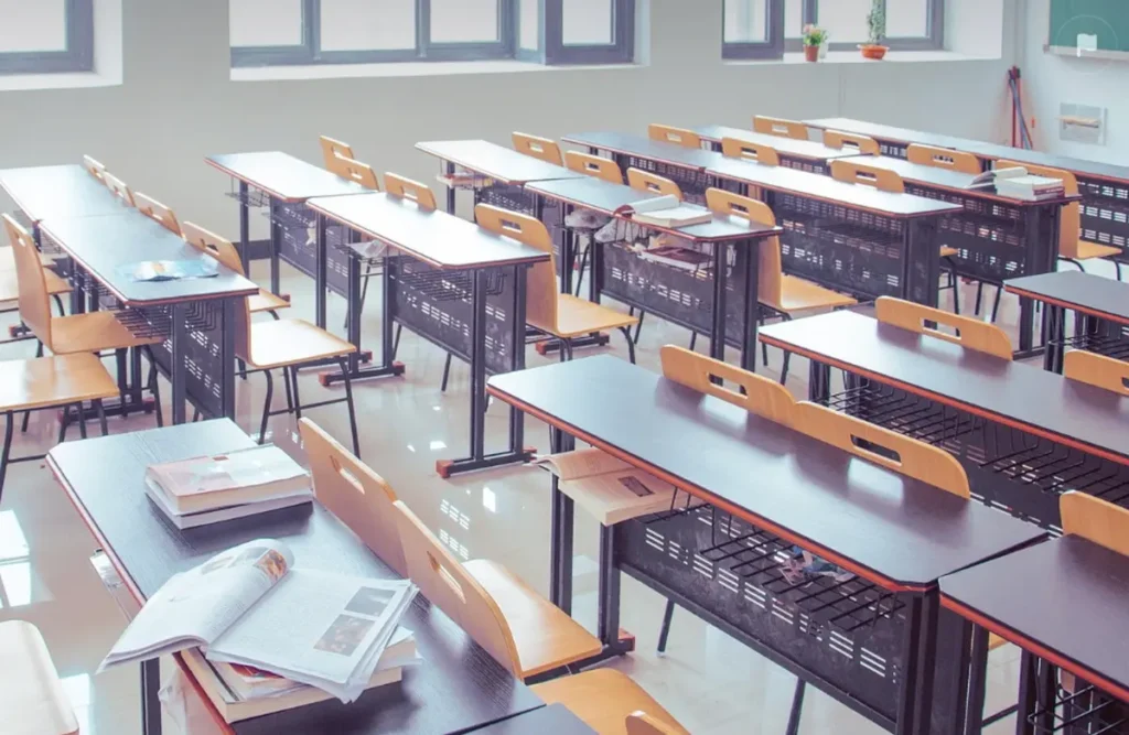 В Актау отца обязали оплатить обучение ребенка в частной школе