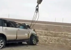 В Мангистау водитель внедорожника Toyota перевернулся, не справившись с управлением