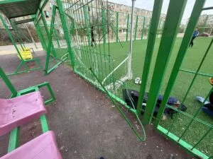 В Актау новое футбольное поле начало рушиться через месяц