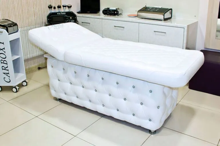 В каких случаях вам обязательно нужна косметологическая кушетка и как ее выбрать