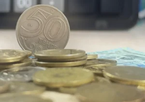 Укрепление тенге привело к снижению сумм в ЕНПФ: аналитик объясняет, почему паниковать не стоит