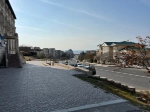 Рынок жилья в Актау лихорадит: однушки и двушки дорожают, а частный сектор рекордно просел