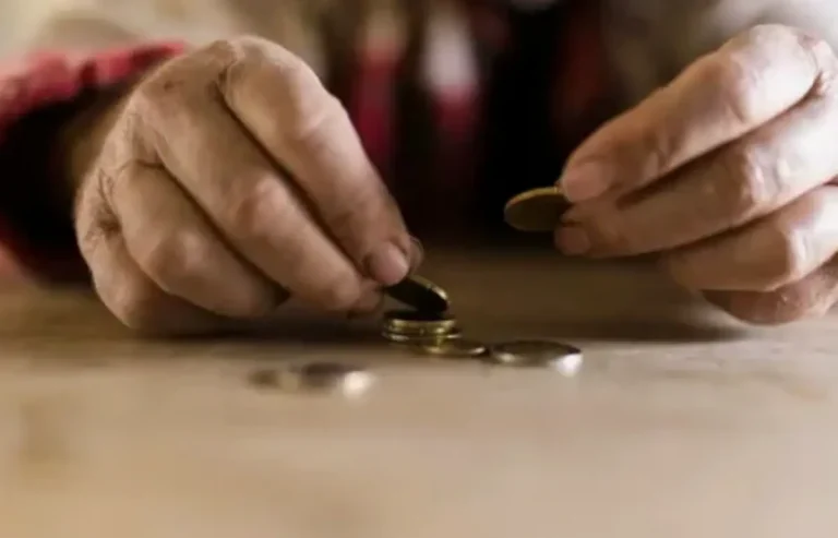 К 2031 году женщины будут выходить на заслуженный отдых в 63 года: разбор новых правил и исключений