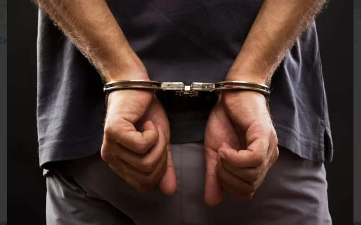 Жителя Актау отправили под арест за ругательство